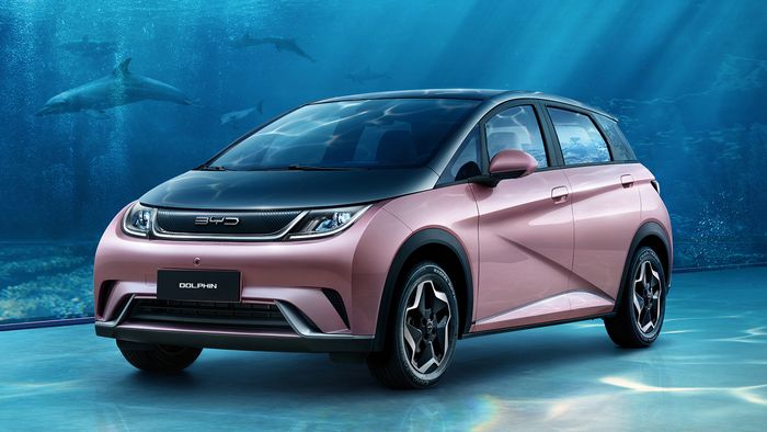 BYD 新型「DOLPHI(ドルフィン)